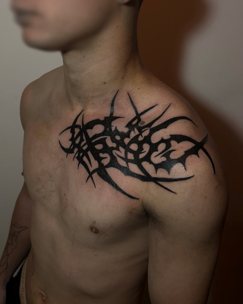 Peito e ombro, peito e ombro, freehand